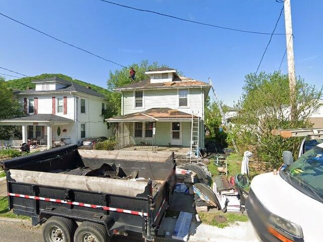 House image located at East Wenatchee, WA 98802