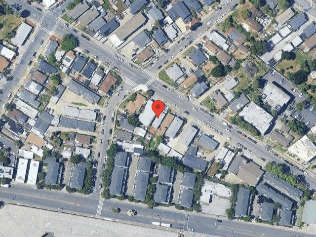 House image located at Oakland, CA 94605