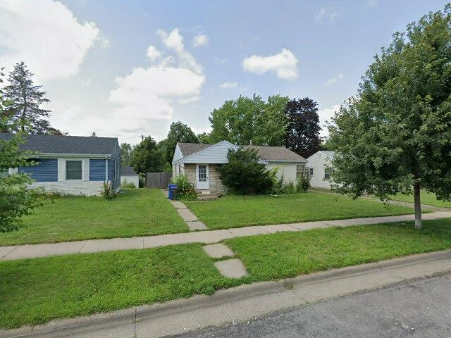 House image located at Saint Paul, MN 55119