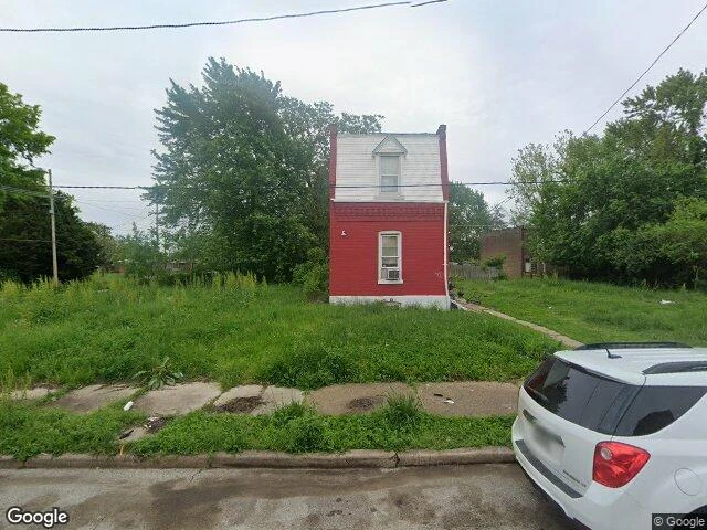 House image located at Saint Louis, MO 63107