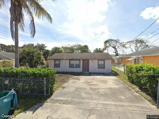 House image located at West Palm Beach, FL 33407