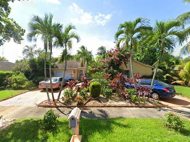 House image located at Hialeah, FL 33015