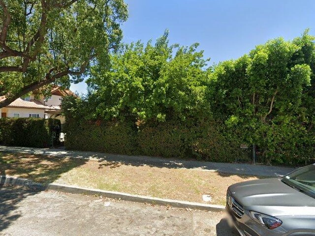 House image located at Glendale, CA 91201