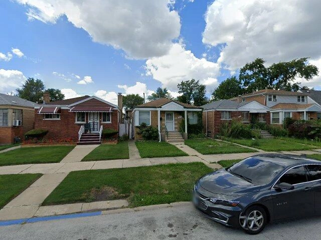 House image located at Riverdale, IL 60827