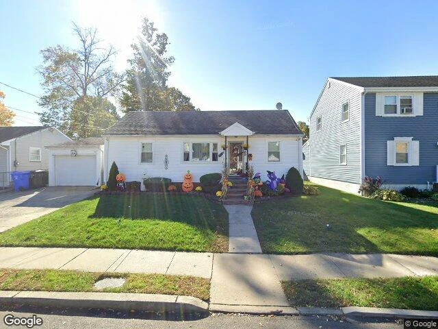 House image located at Woodbridge, NJ 07095