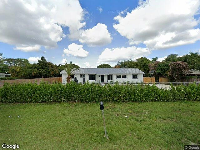 House image located at Miami, FL 33187