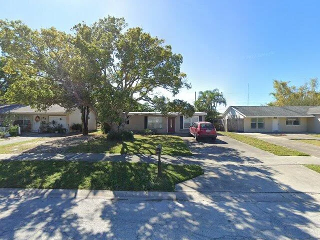 House image located at Seminole, FL 33777