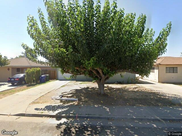 House image located at Farmersville, CA 93223