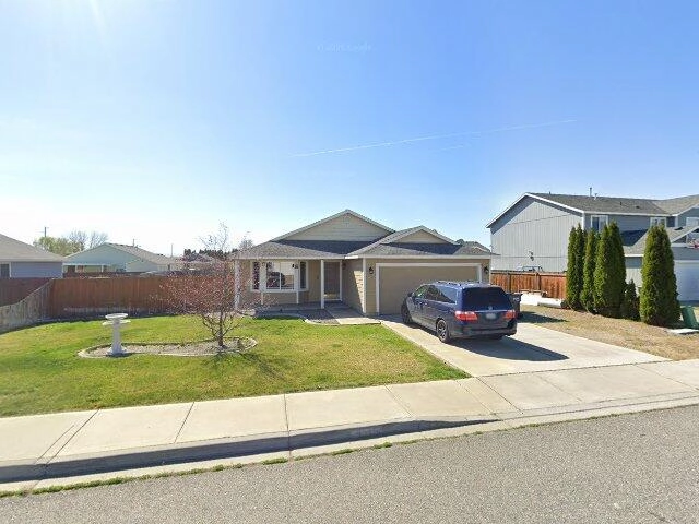 House image located at Pasco, WA 99301