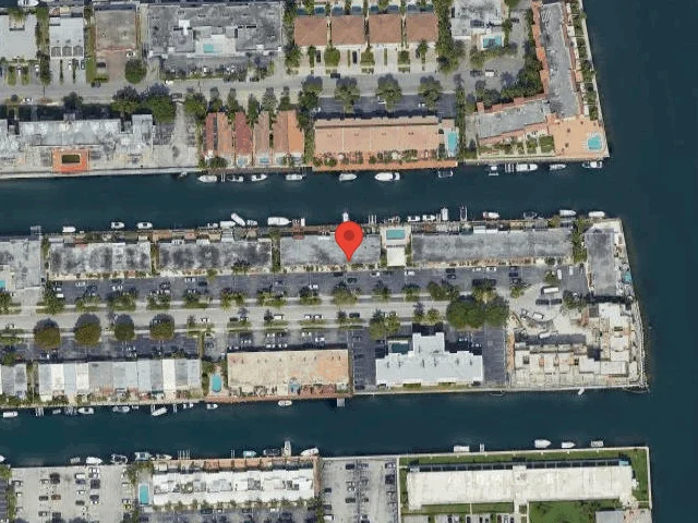 House image located at North Miami Beach, FL 33160