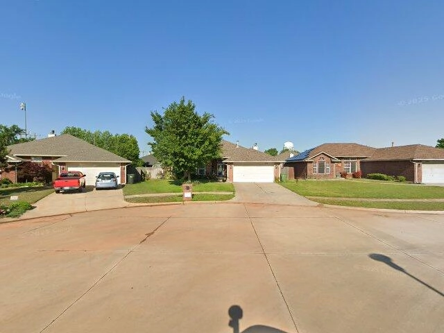 House image located at Yukon, OK 73099