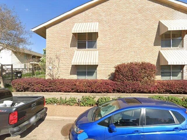 House image located at Houston, TX 77027