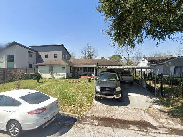 House image located at Houston, TX 77023