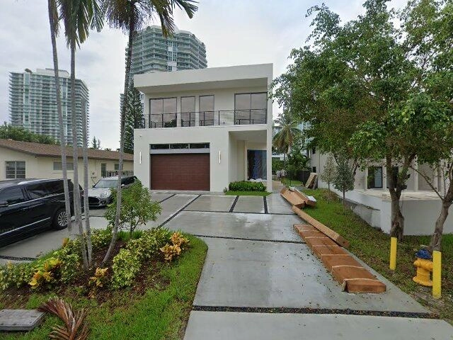 House image located at North Miami Beach, FL 33160