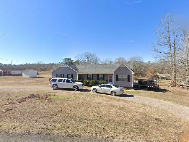 House image located at Selmer, TN 38375