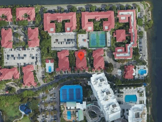 House image located at North Miami Beach, FL 33160