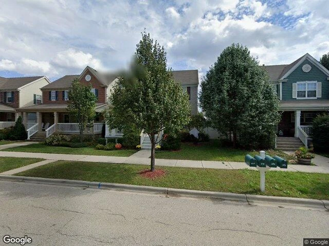 House image located at Elgin, IL 60124