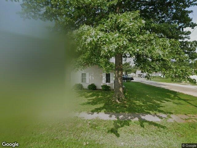 House image located at Altamont, IL 62411