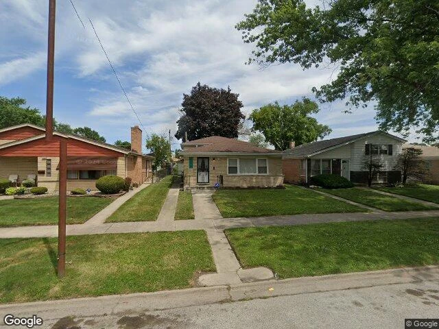 House image located at Dolton, IL 60419