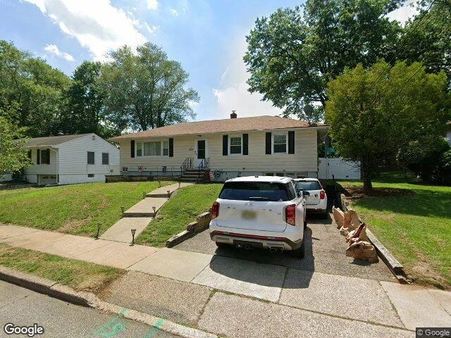 House image located at Pompton Lakes, NJ 07442