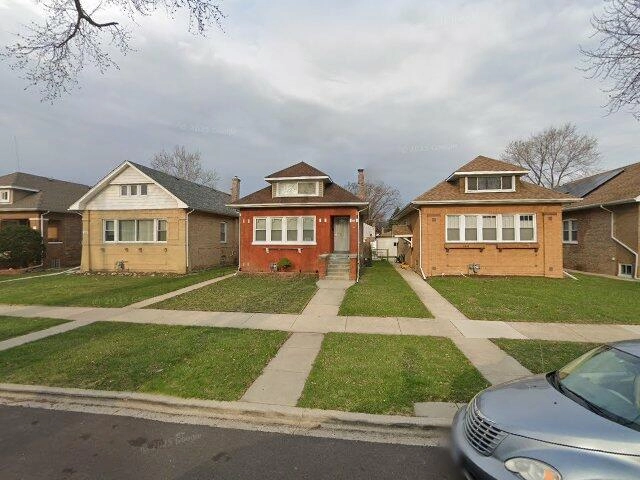 House image located at Bellwood, IL 60104