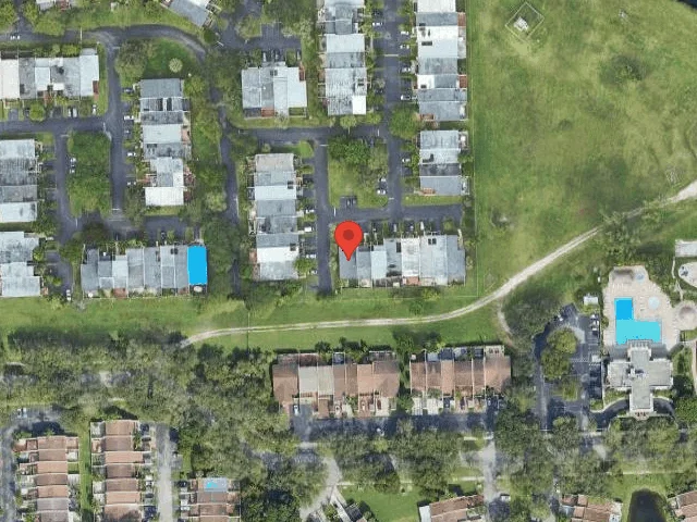 House image located at Miami, FL 33173