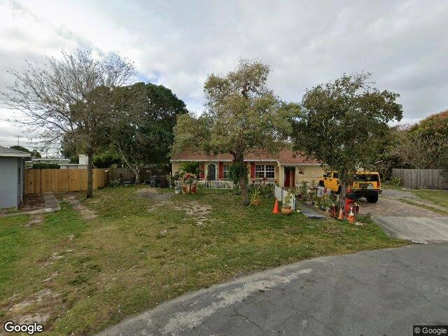 House image located at West Palm Beach, FL 33405