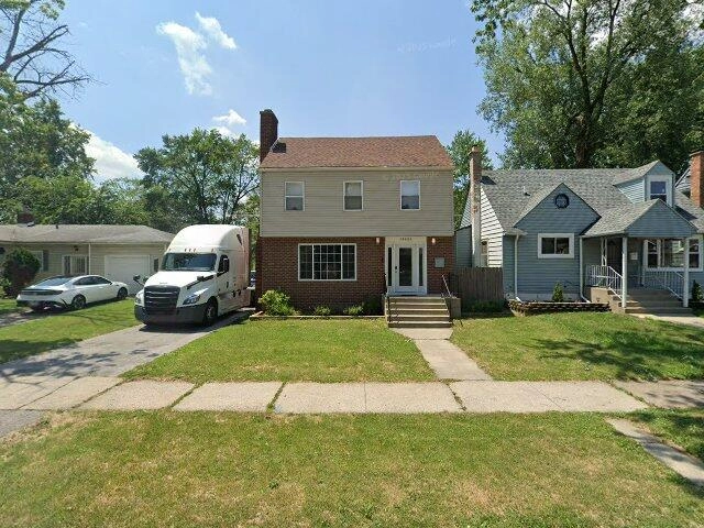 House image located at Dolton, IL 60419