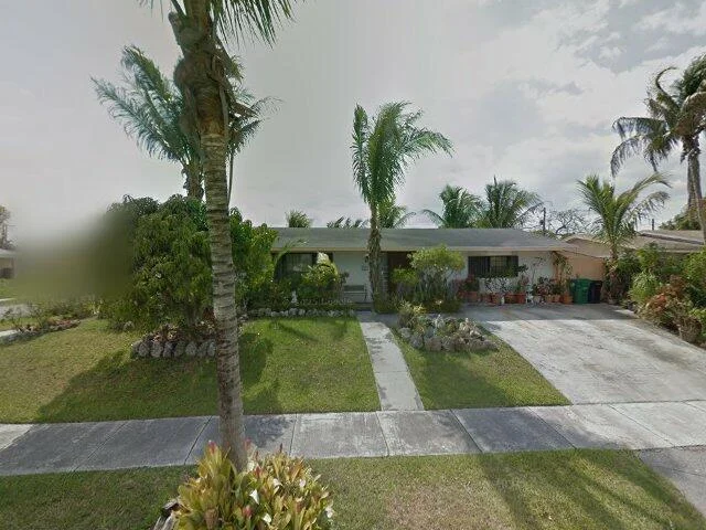 House image located at Miami, FL 33157