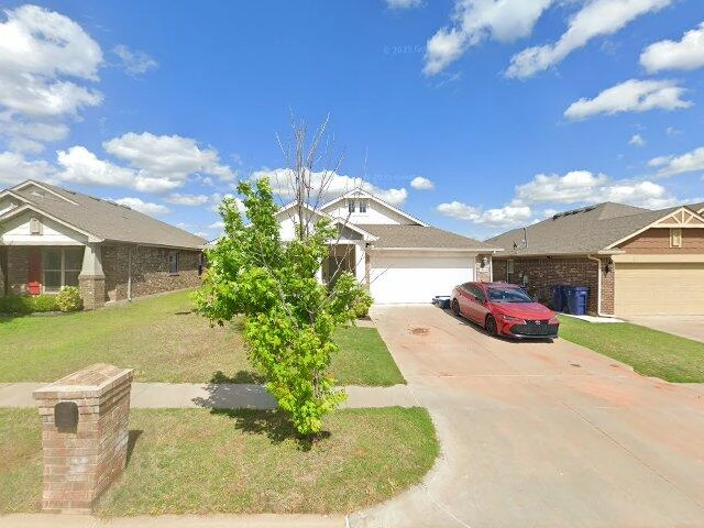 House image located at Yukon, OK 73099