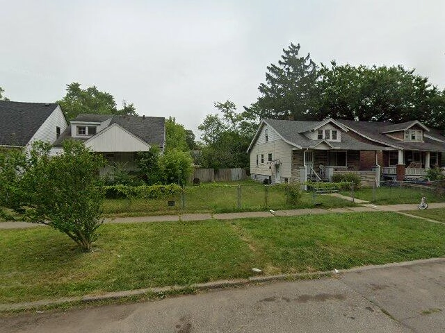 House image located at Highland Park, MI 48203