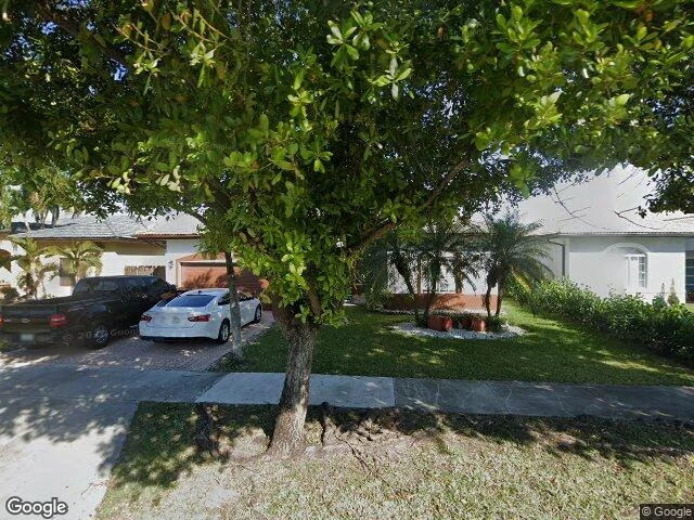 House image located at Miami, FL 33196