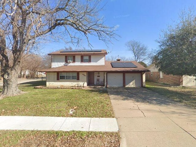 House image located at Duncanville, TX 75116