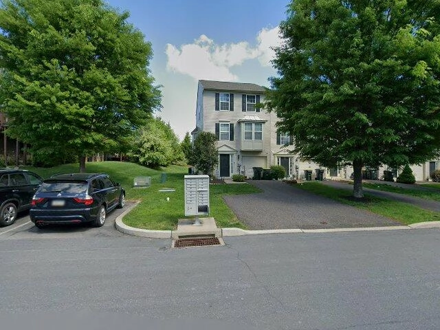 House image located at Breinigsville, PA 18031