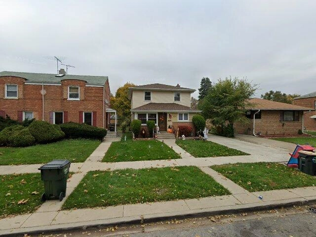 House image located at Bellwood, IL 60104