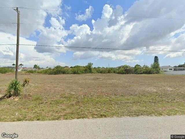 House image located at Cape Coral, FL 33909