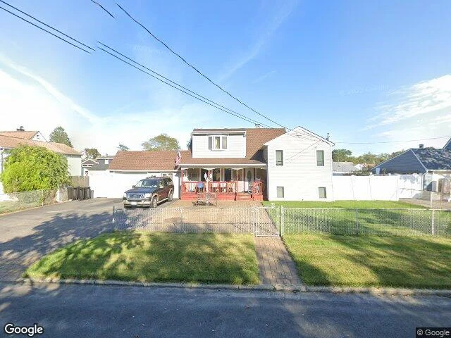 House image located at Bay Shore, NY 11706