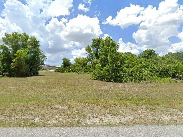 House image located at Cape Coral, FL 33909