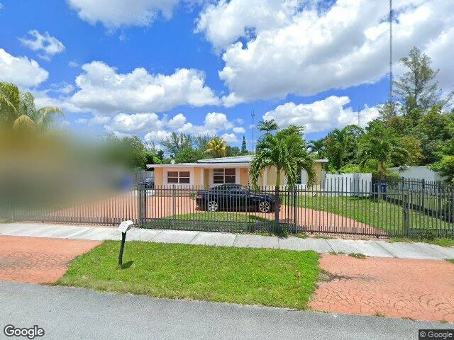 House image located at Hollywood, FL 33023