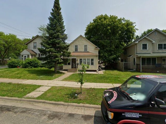 House image located at Minneapolis, MN 55411