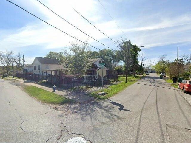 House image located at Philadelphia, PA 19135