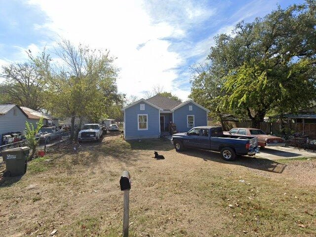 House image located at Cuero, TX 77954