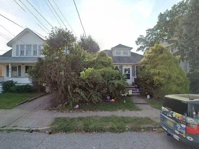 House image located at Little Falls, NJ 07424