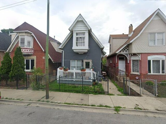 House image located at Chicago, IL 60608