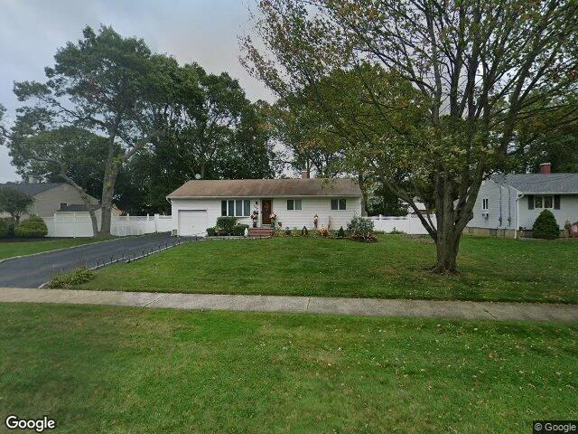 House image located at Islip Terrace, NY 11752