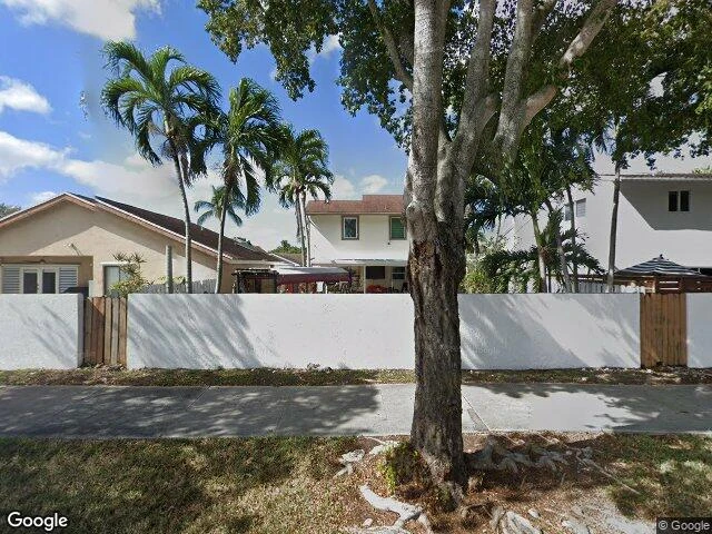 House image located at Miami, FL 33196