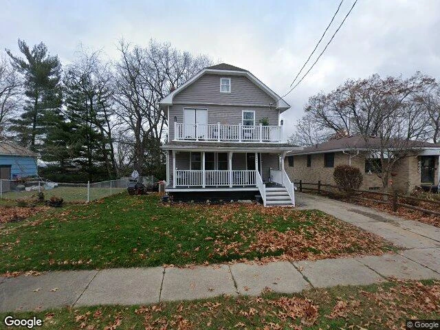 House image located at Akron, OH 44314