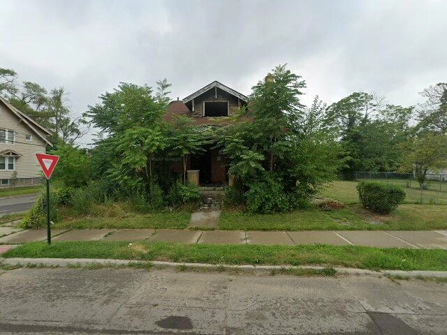 House image located at Detroit, MI 48227