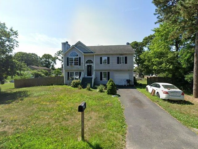 House image located at Shirley, NY 11967