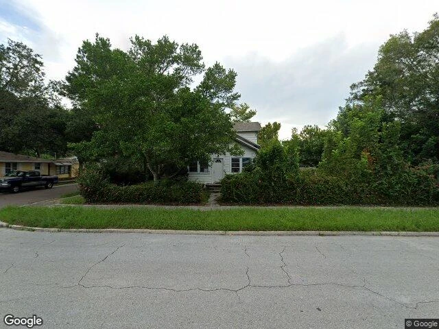 House image located at Saint Petersburg, FL 33714